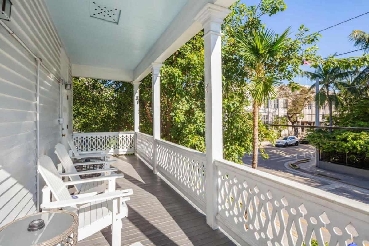 Bananas Foster Guesthouse Key West Bagian luar foto
