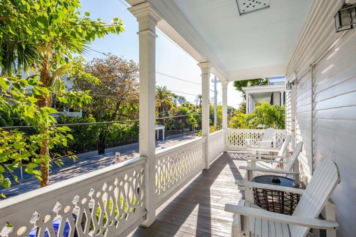 Bananas Foster Guesthouse Key West Bagian luar foto