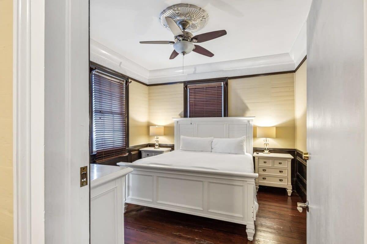 Bananas Foster Guesthouse Key West Bagian luar foto