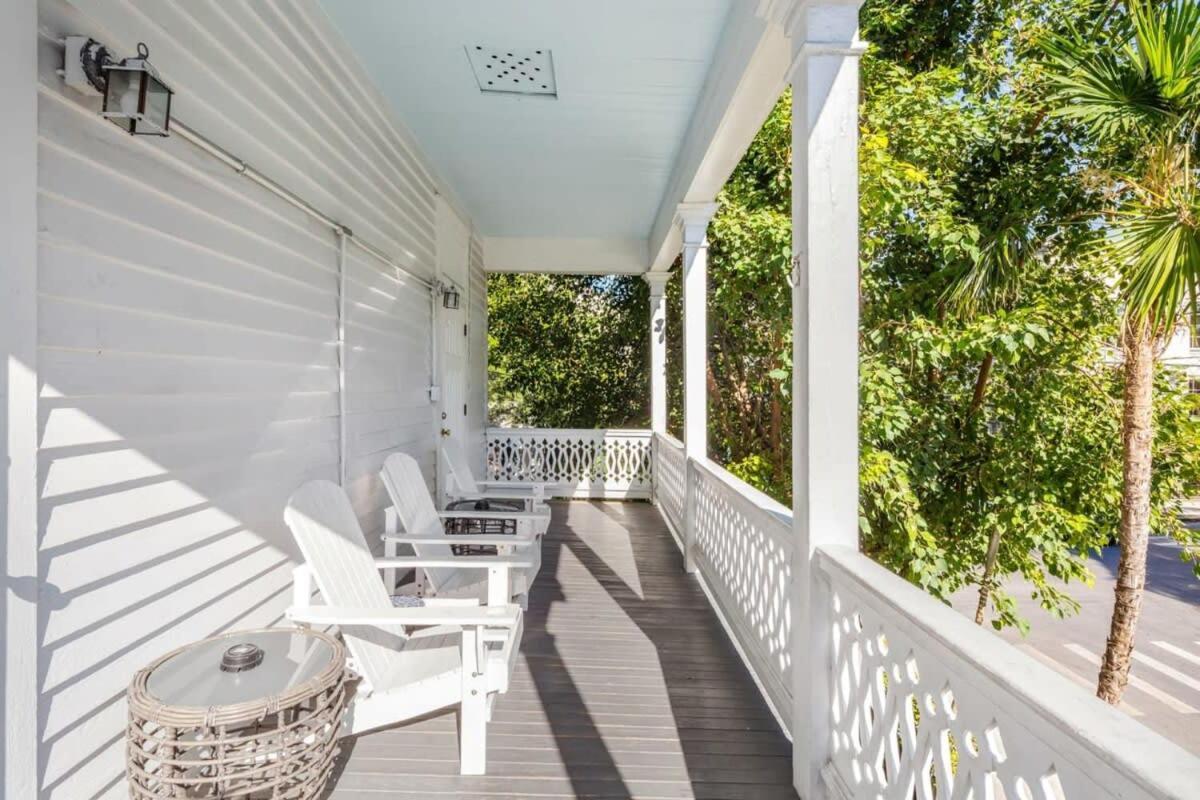 Bananas Foster Guesthouse Key West Bagian luar foto